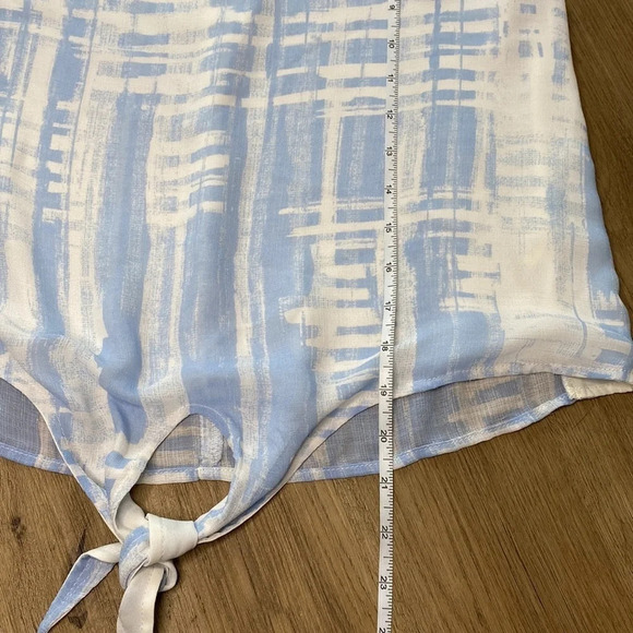 🌸Three Eighty Two sleeveless blouse with tie bottom size XS - Picture 7 of 10